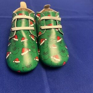 Monkey Feet Moccasins Dr Seuss The Grinch Size 18-24 months